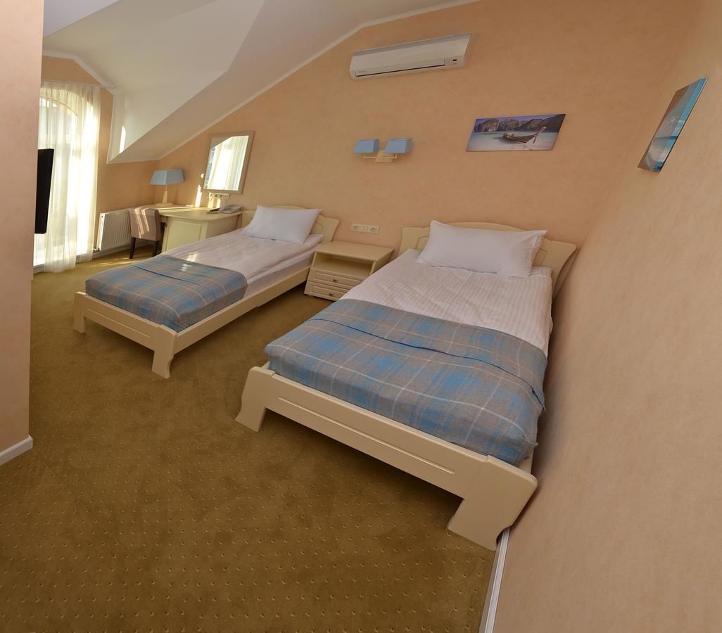 Отель Отель Ажур Одесса-26