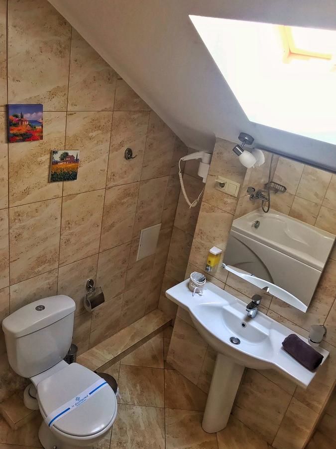 Отель Отель Ажур Одесса-34