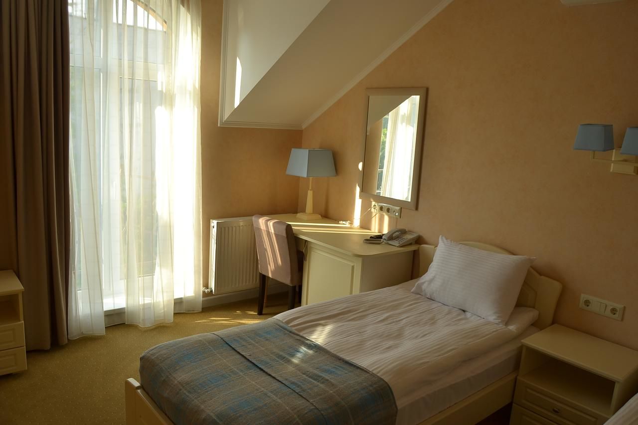 Отель Отель Ажур Одесса-40