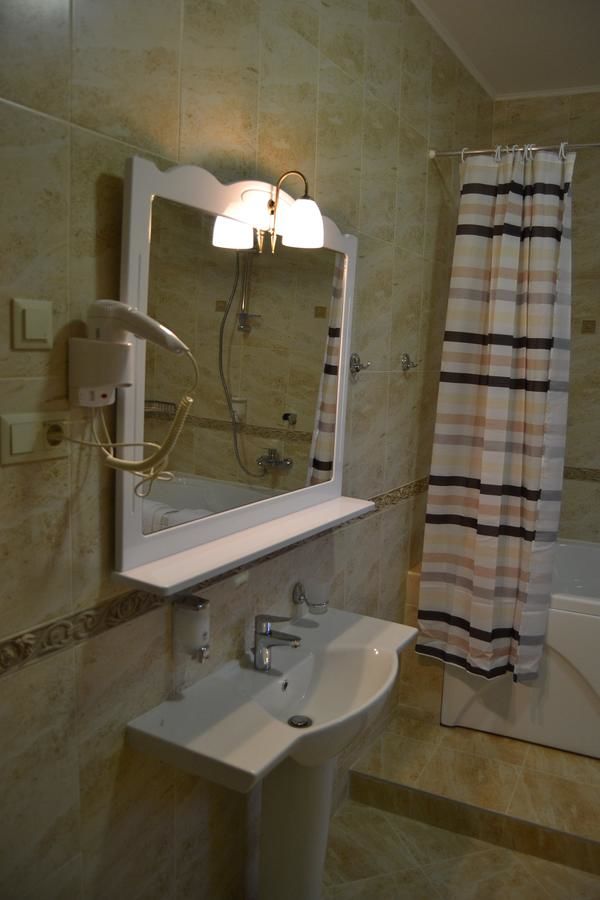 Отель Отель Ажур Одесса-44