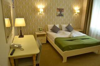 Отель Отель Ажур Одесса Стандартный двухместный номер с 1 кроватью-1