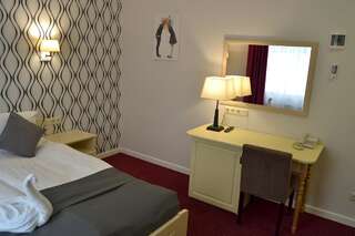 Отель Отель Ажур Одесса Стандартный двухместный номер с 1 кроватью-5