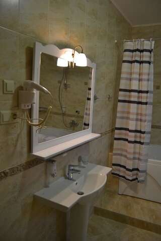 Отель Отель Ажур Одесса Люкс-4