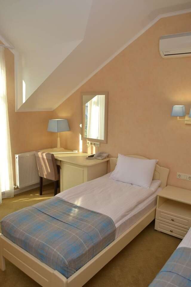 Отель Отель Ажур Одесса-37